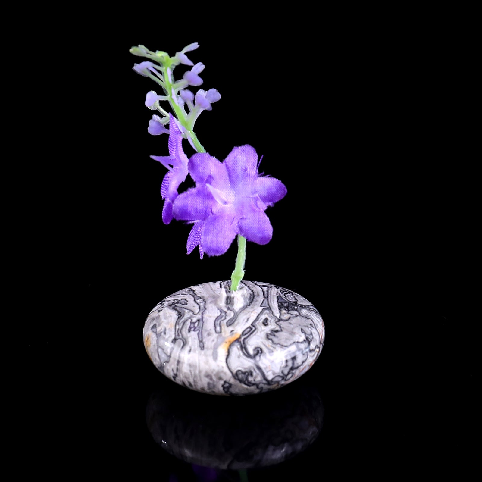 1.7" Natural Gemstone Hand Carved Crystal Vase, Incense Holder Sculpture Crystallumi