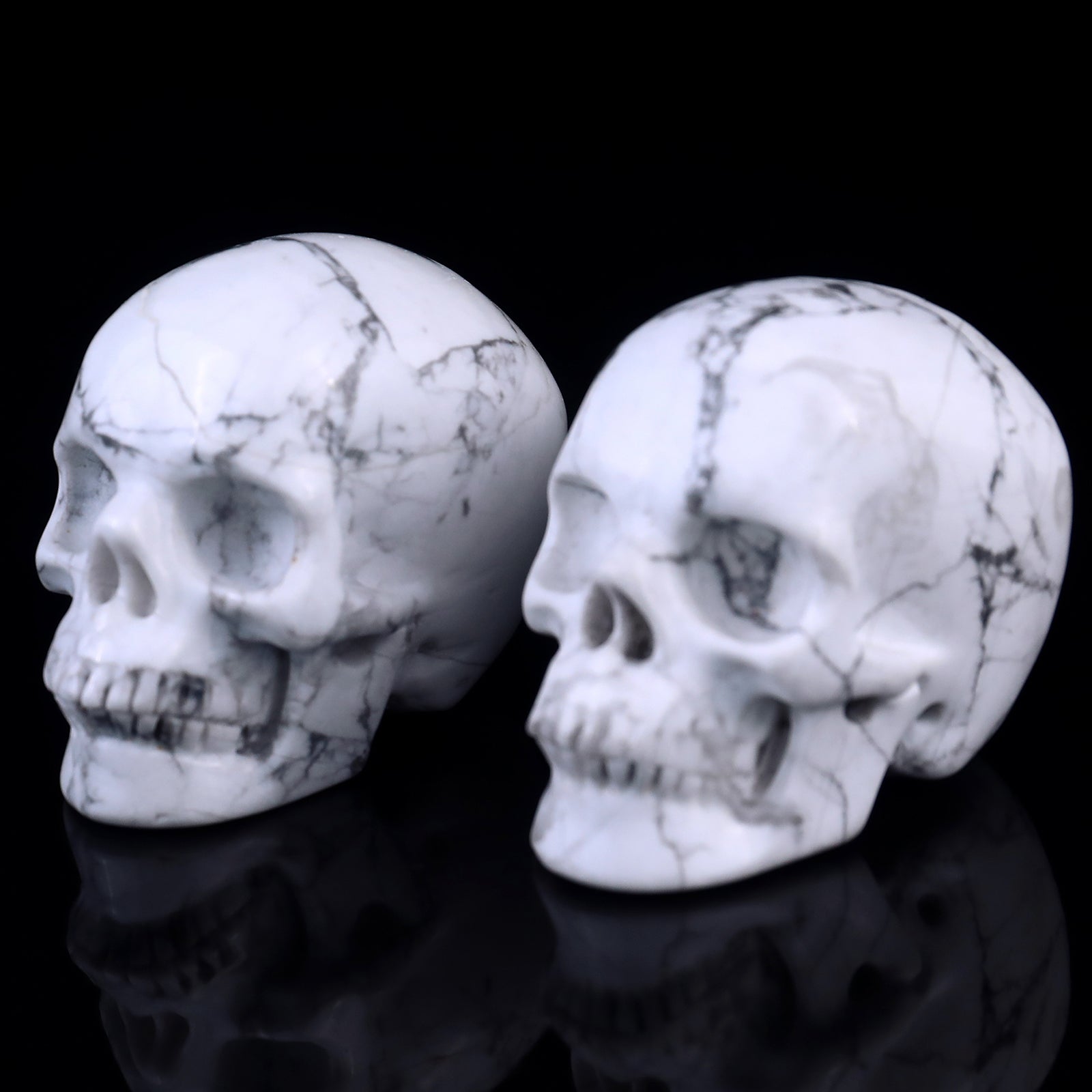 2.2" Howlite Hand Carved Crystal Realistic Skull Sculpture Crystallumi