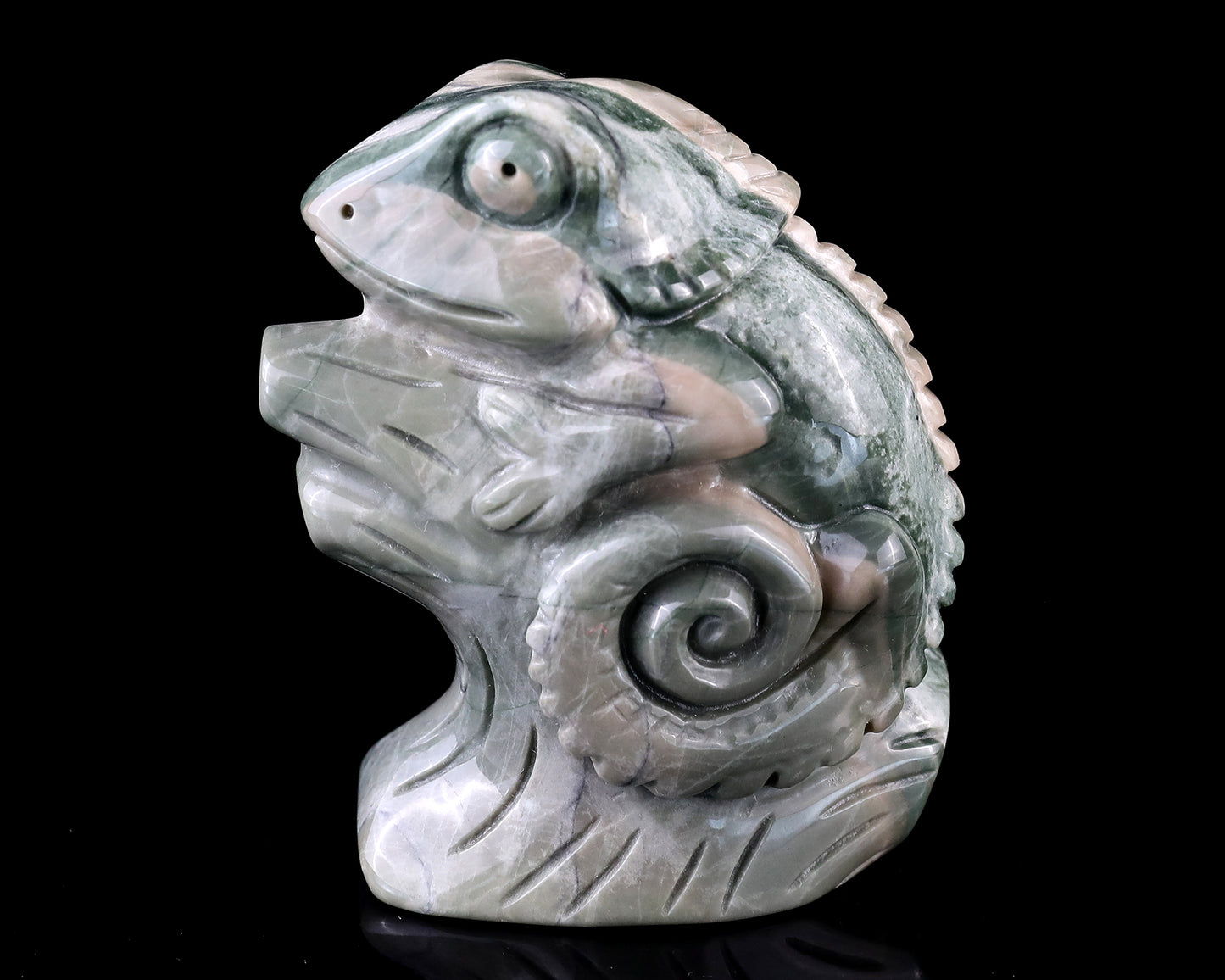 3.0" Jiulong Jade Hand Carved Crystal Lizard Sculpture Crystallumi