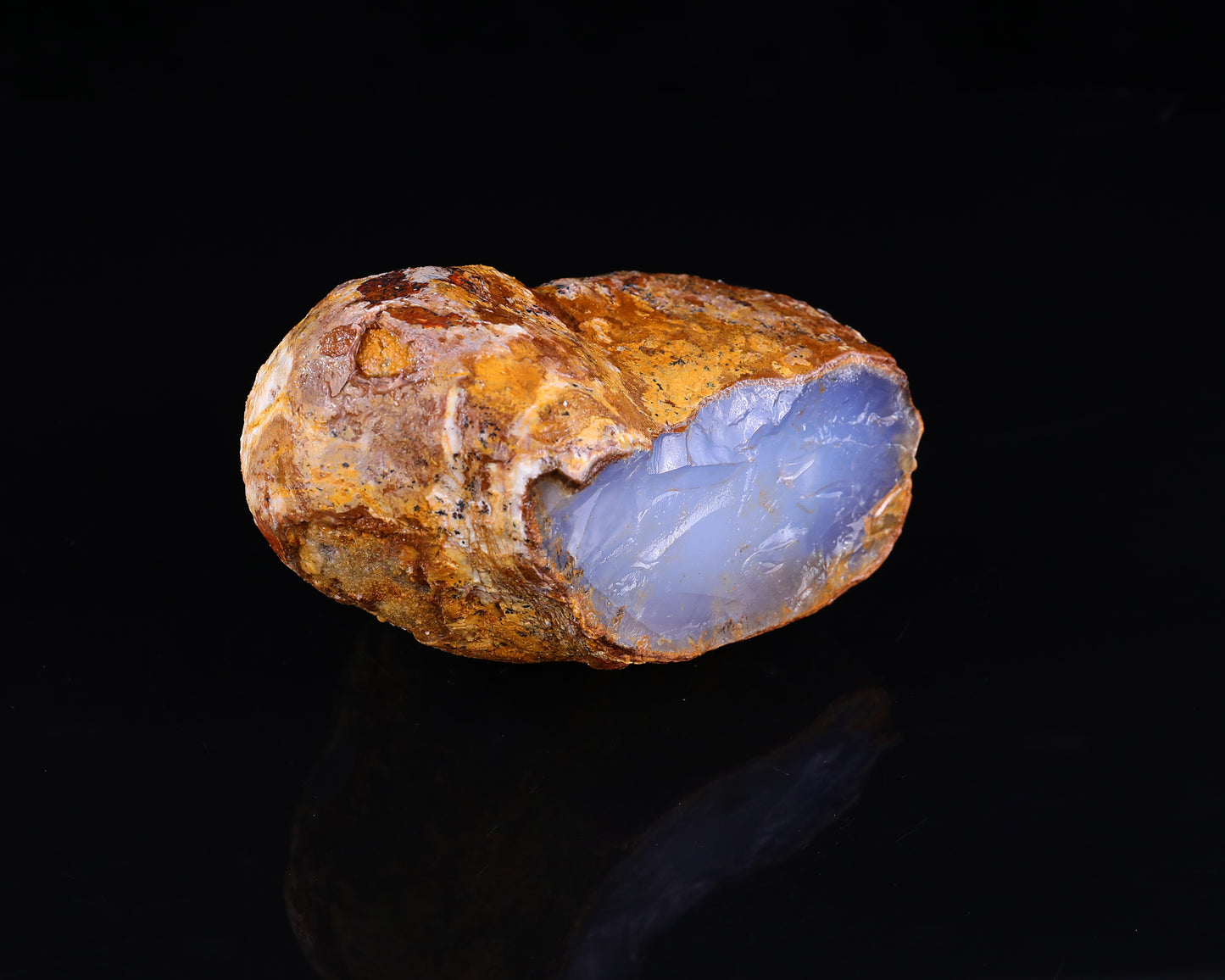 Grade B Natural Blue Chalcedony Rough Stone, Jewelry Making Stone