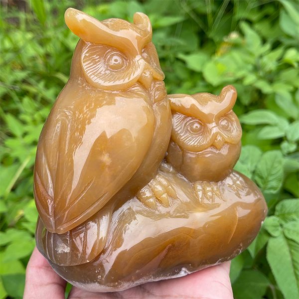 5.0" Chalcedony Hand Carved Crystal Owls Sculpture Crystallumi