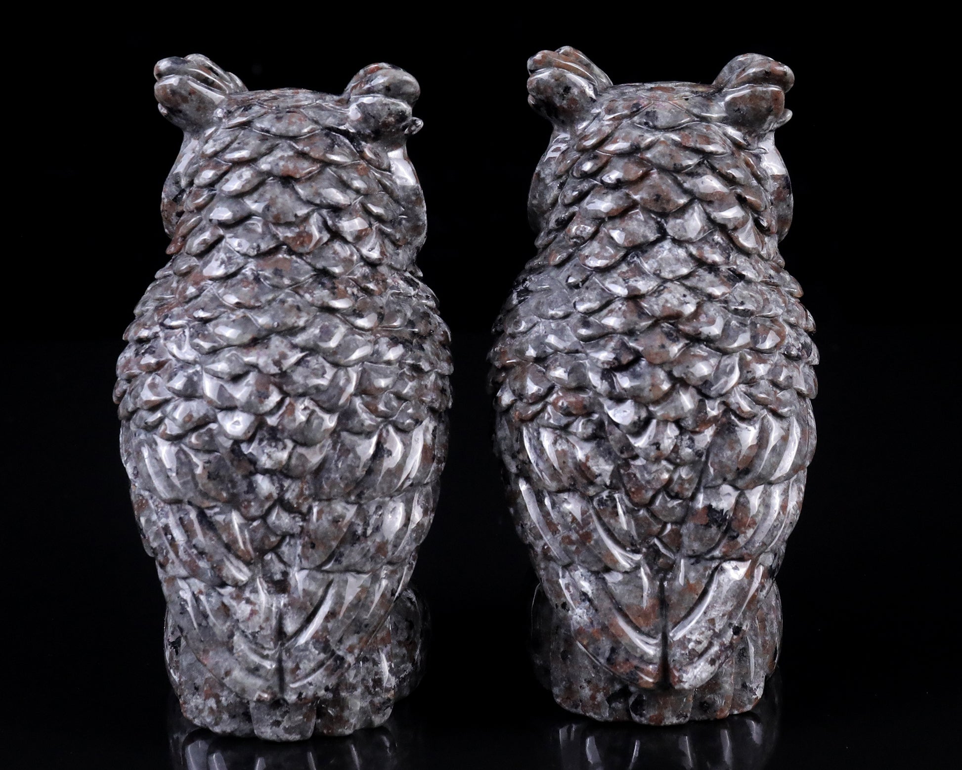 5.9" Yooperlite Hand Carved Crystal Owl Sculpture Crystallumi