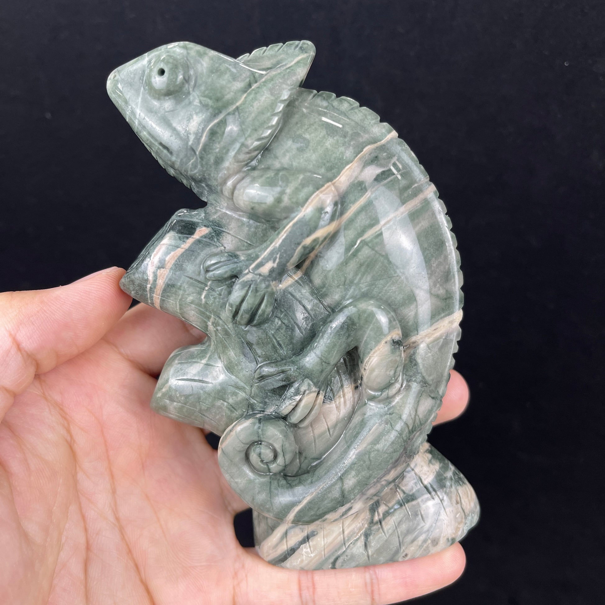 5‘’ Jiulong Jade Hand Carved Crystal Lizard Statue Decoration Crystallumi