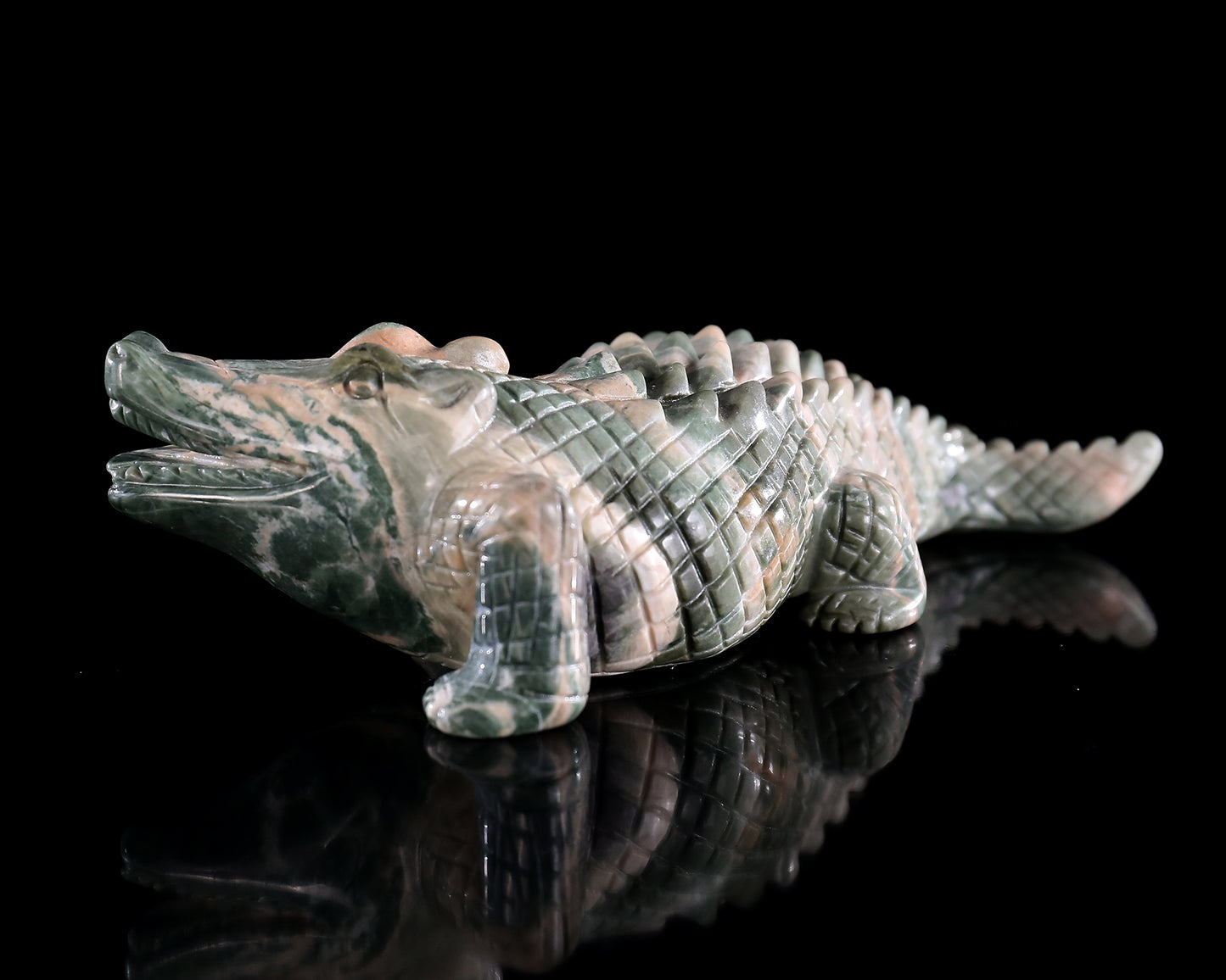 5.3" Jiulong Jade Hand Carved Crystal Crocodile Sculpture