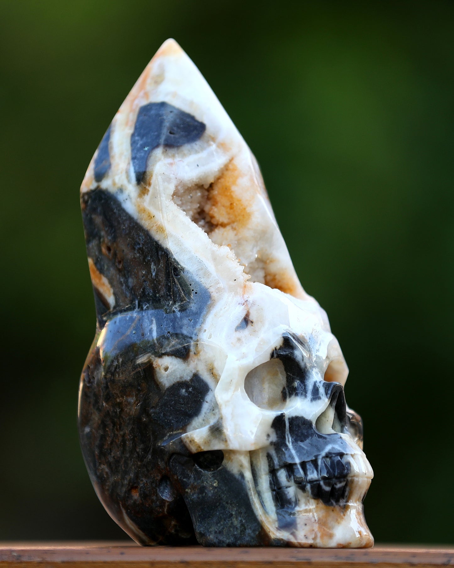 Unique 8.2" Geode Agate Hand Carved Crystal Geode Skull Sculpture