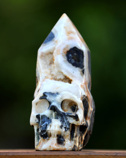 Unique 8.2" Geode Agate Hand Carved Crystal Geode Skull Sculpture