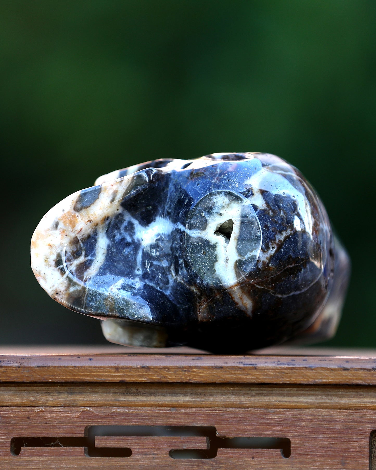 Unique 8.2" Geode Agate Hand Carved Crystal Geode Skull Sculpture