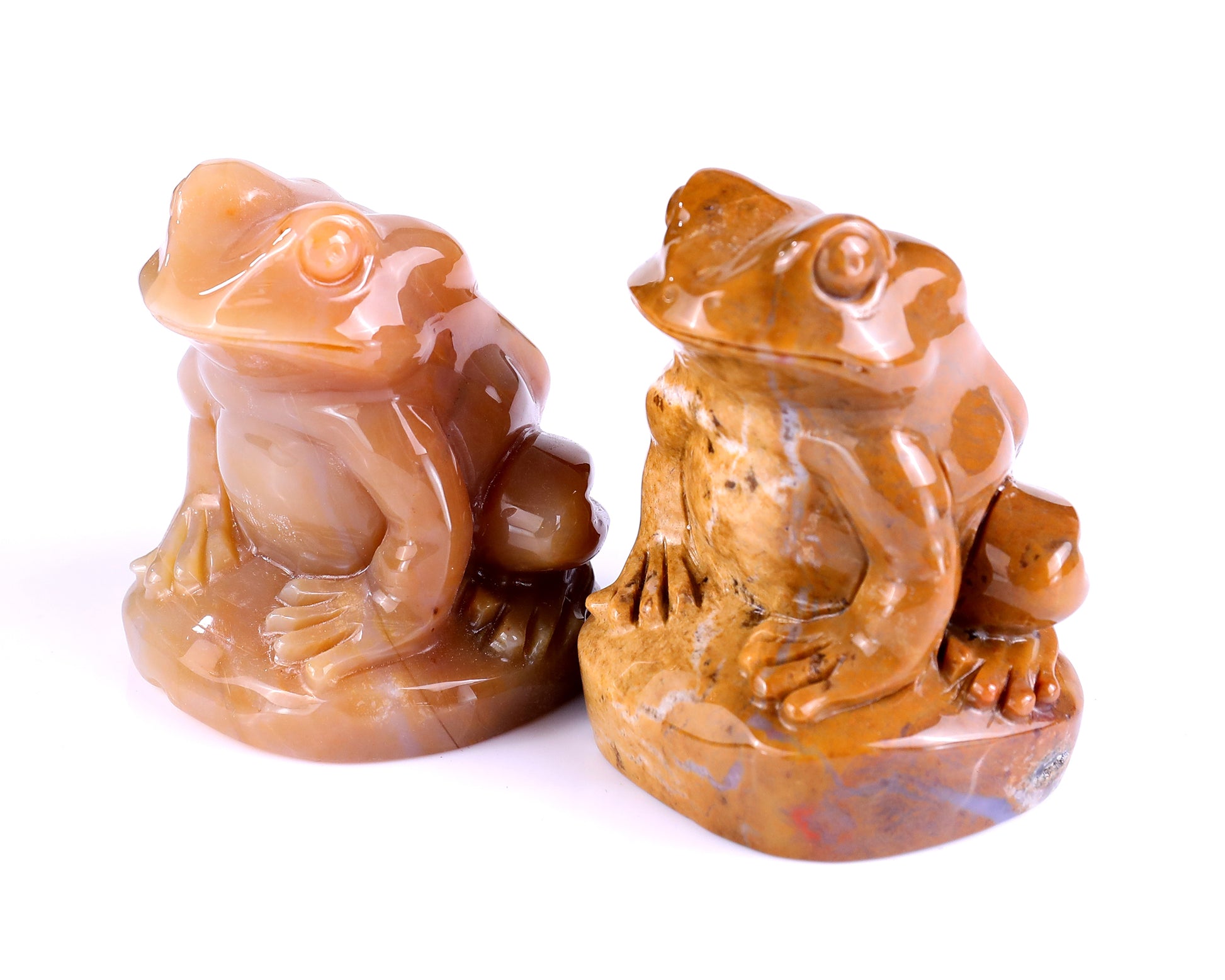 Natural Chalcedony Hand Carved Crystal Frog Sculpture Crystallumi